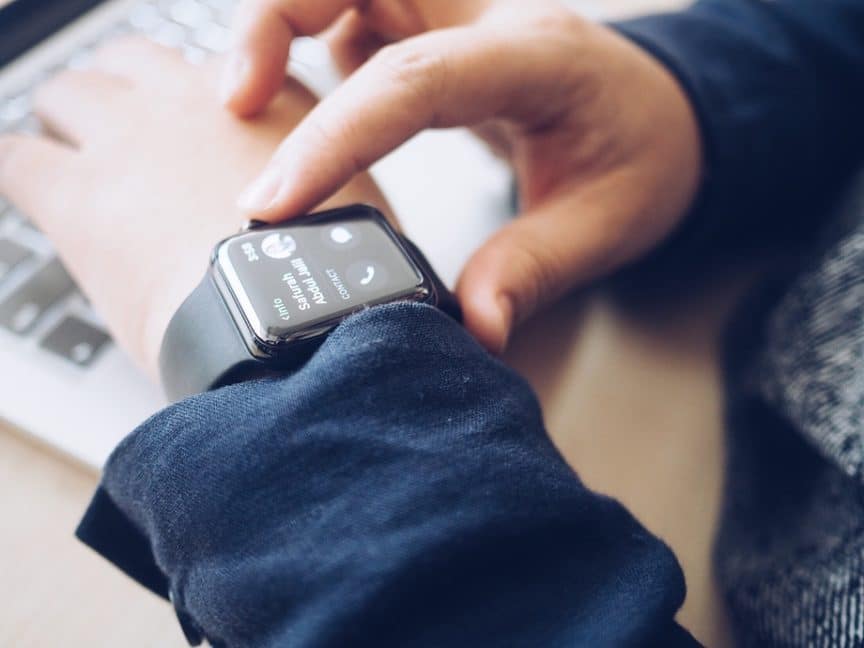 kids watch to make calls