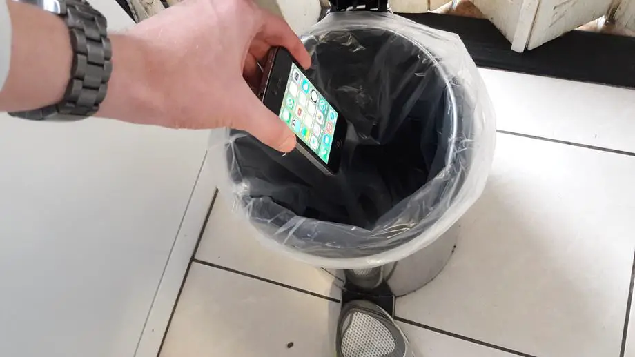smartwatch-without-phone-garbage-2