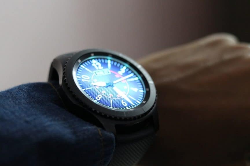 smartwatches you can pay with